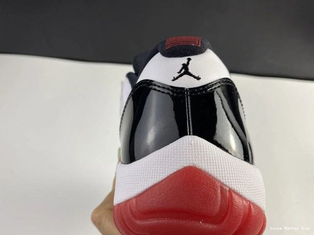 AV2187-160 Low Concord Jordan 11 Air Bred Retro 0601